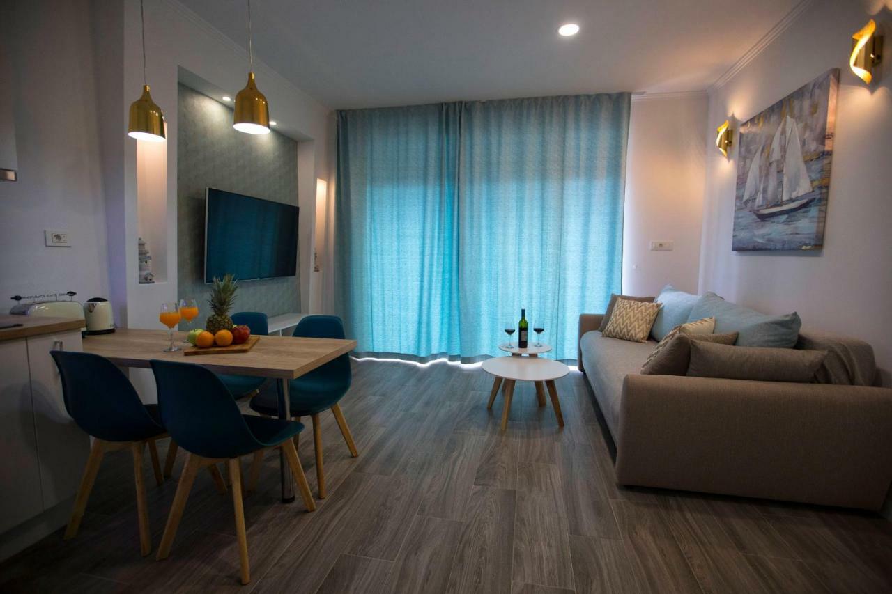 Apartments The Blue Спліт Екстер'єр фото