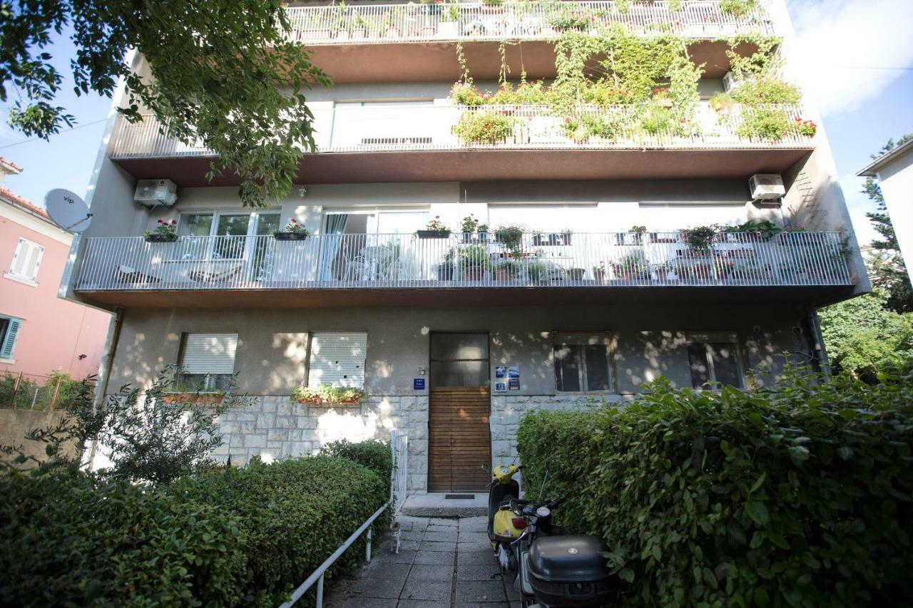 Apartments The Blue Спліт Екстер'єр фото