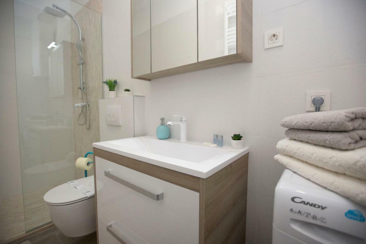 Apartments The Blue Спліт Екстер'єр фото